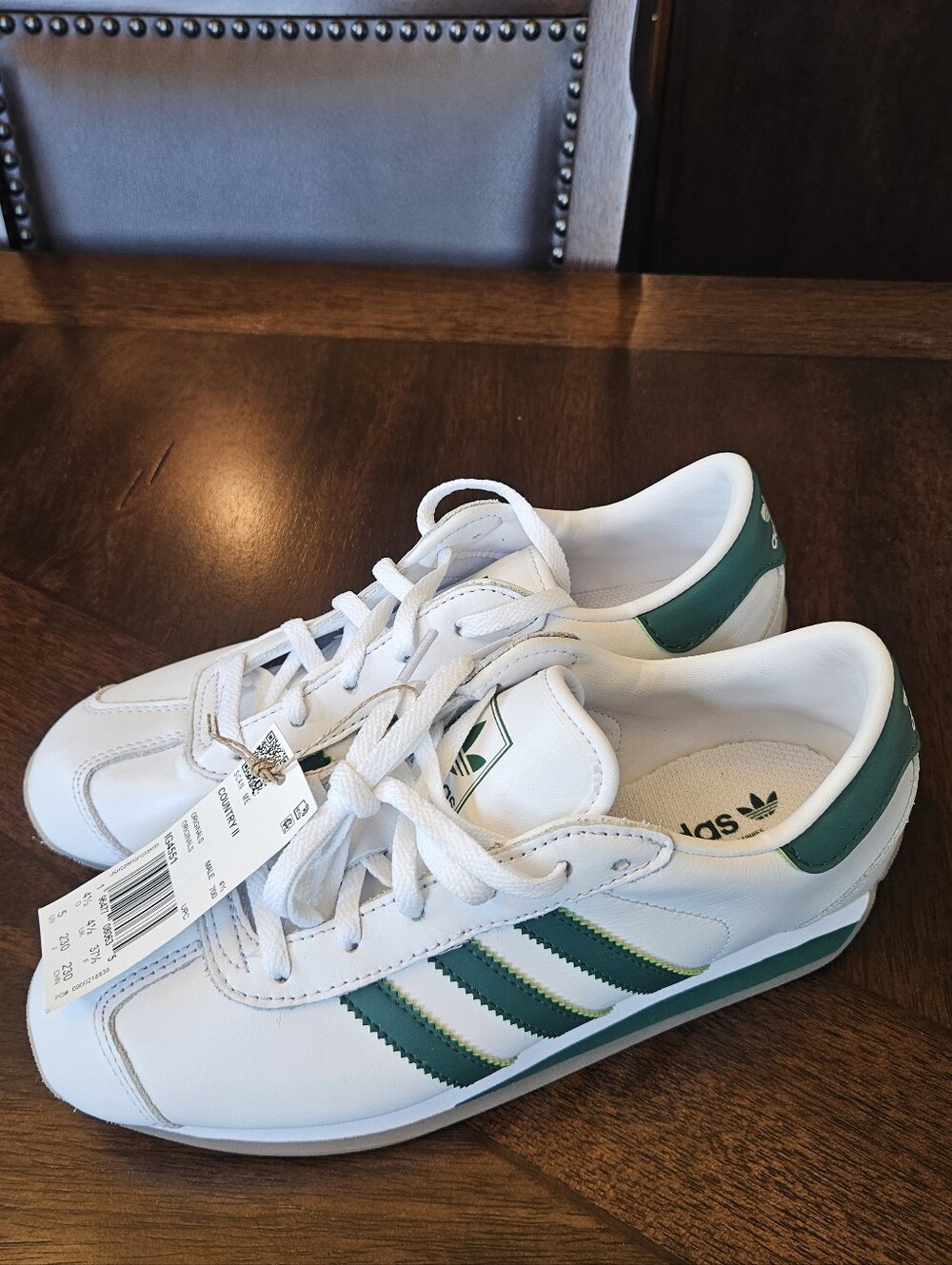 Adidas Country II Sneakers - Picture 2 of 11